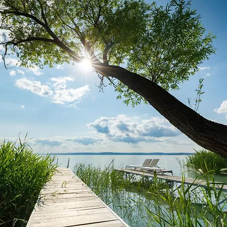 Holiday Sunset By Interhome Semesterbostad Balatonakarattya